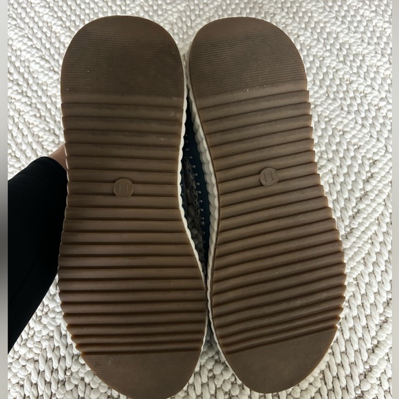 Women's Persephone Sneakers - Universal
Thread™' Size 11 - Picture 4 of 4